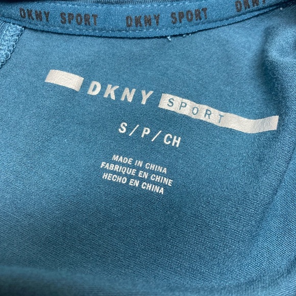 Womens DKNY Sport Blue Tunic Tank Top size Small - Picture 4 of 6